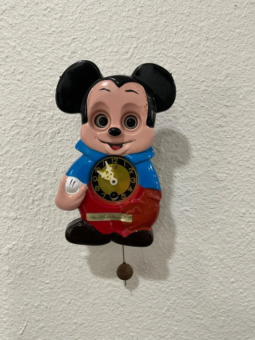 MiKen Mickey Mouse Wall Clock Moving Eyes With Pendulum Miken No Key VIDEO!